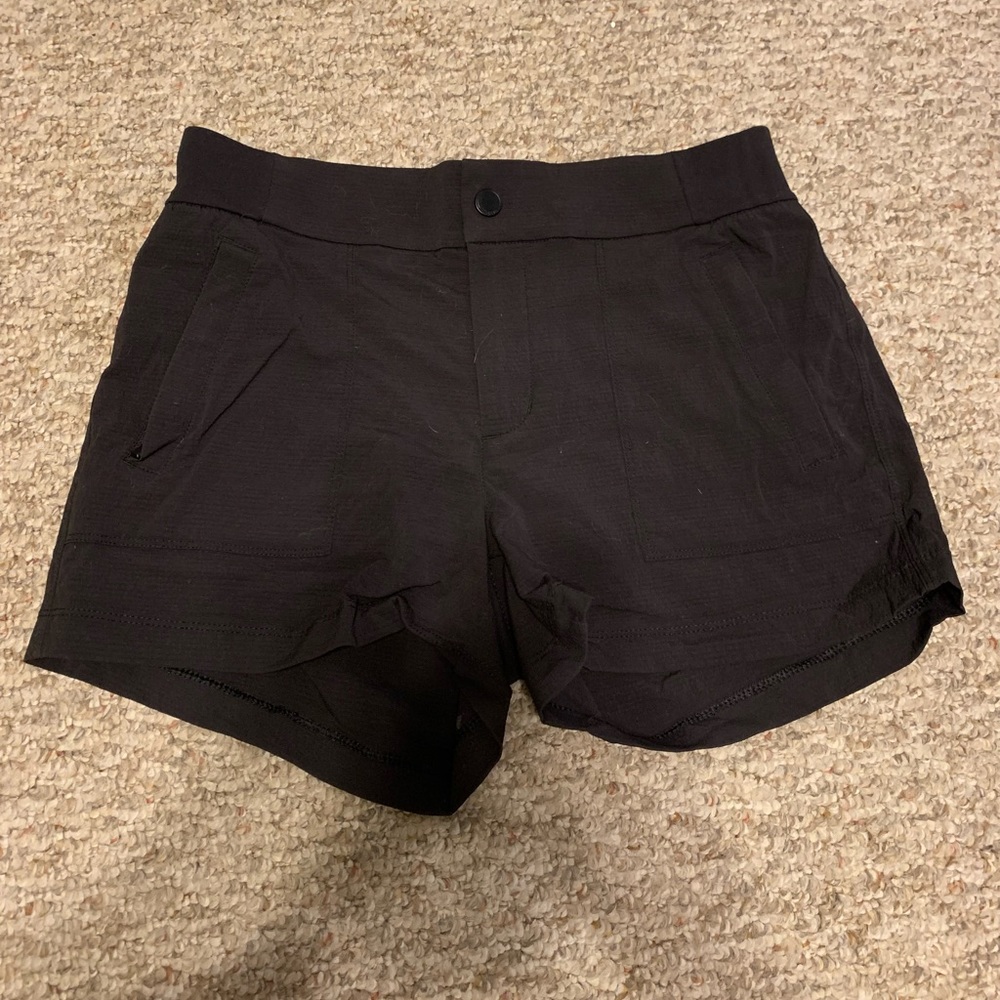 Athleta black shorts